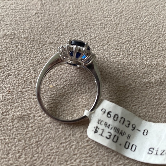 Princess Di Crystal Replica Ring - Picture 4 of 4